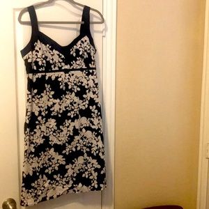 Liz Claiborne Floral Midi Dress Blue White Empire Piping Detail Women’s Size 10